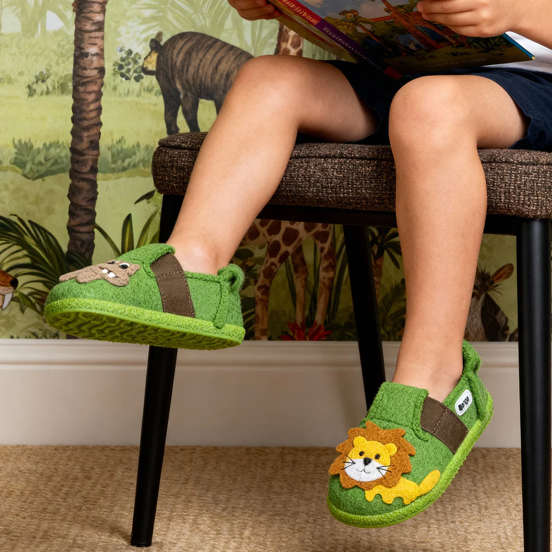 Nanga children's slippers